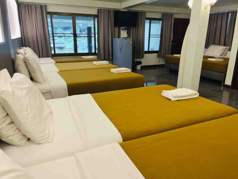 บ้านร่มเย็น ชั้นล่าง